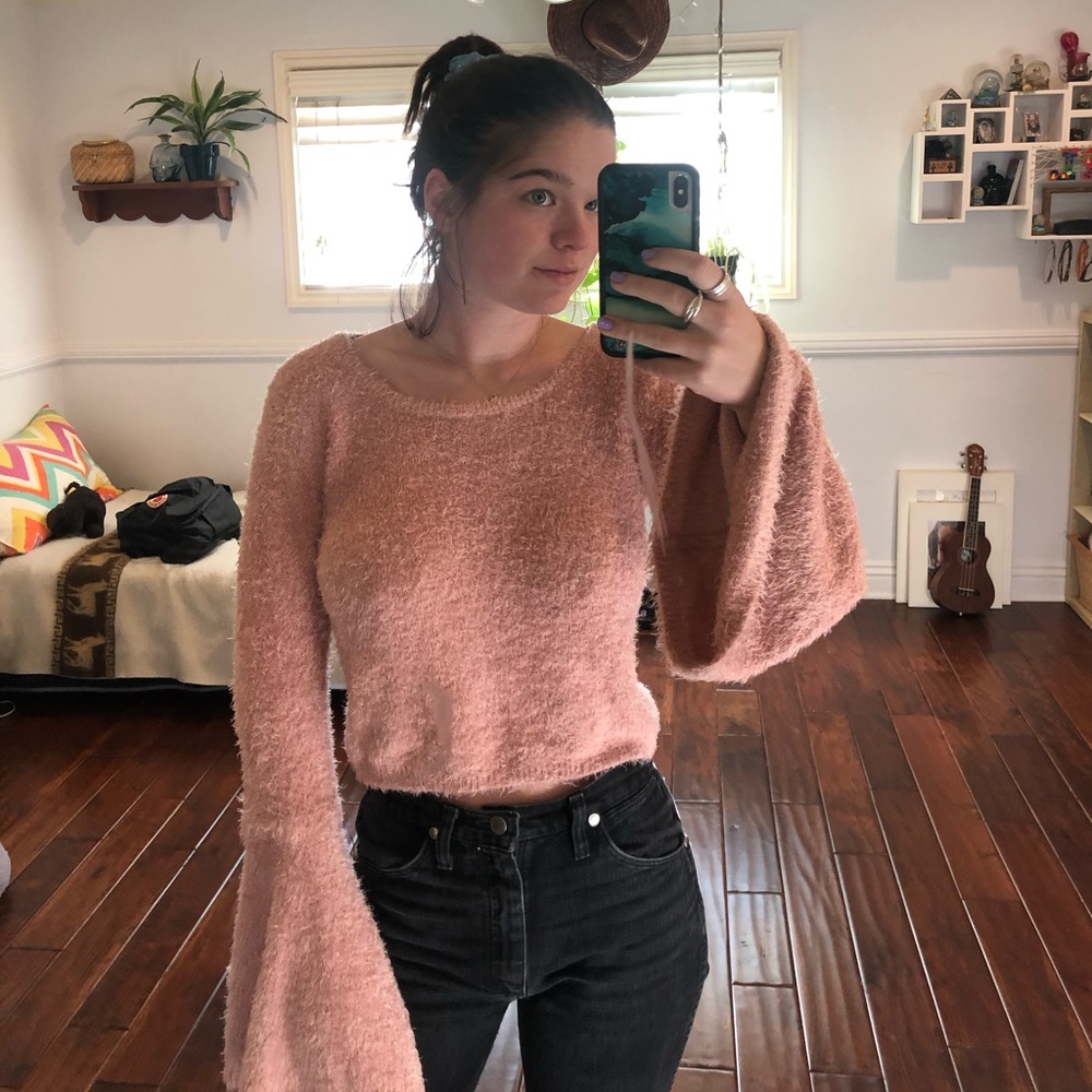 Pink flare sleeved sweater